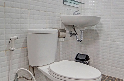 Pematangsiantar Hotel | OYO 92579 Hotel Mutiara