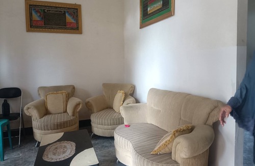 Gerung Hotel | OYO 93425 Homestay Anisa