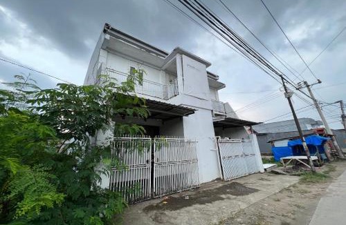 Tetebatu Hotel | OYO 93953 Kost Tamara Near Kantor Desa Sengka