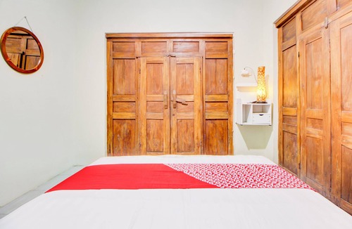 Patuk Hotel | OYO 94377 Maryam Homestay Syariah 2