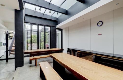 Cipaganti Hotel | OYO 94728 Isleep Ciwalk