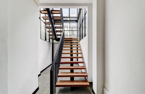 Cipaganti Hotel | OYO 94728 Isleep Ciwalk