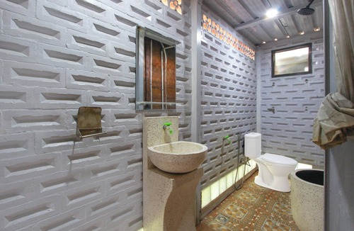 Sewon Hotel | OYO 95018 Anggrek Homestay Jogja Syariah