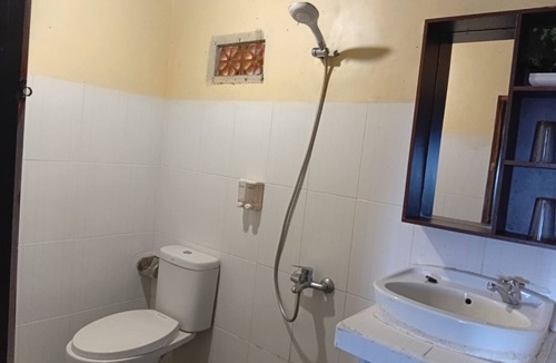 Pemogan Hotel | OYO 95104 Lisa Homestay