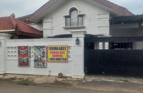 Banyumas Hotel | OYO 95179 Namira Guest House Syariah