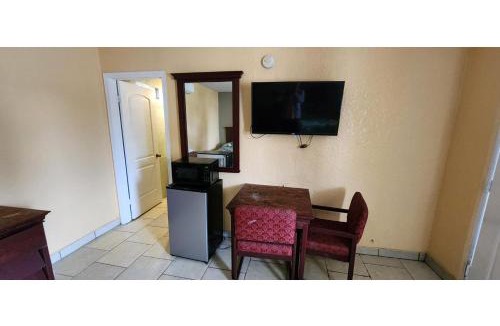 Bartow Hotel | OYO Budget Inn Bartow
