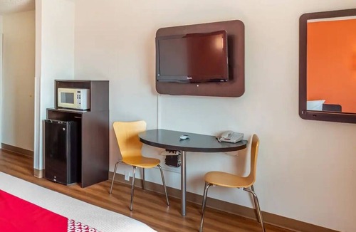 Shelby Hotel | OYO Double Queen Stay! Pet Friendly w/Free Parking!