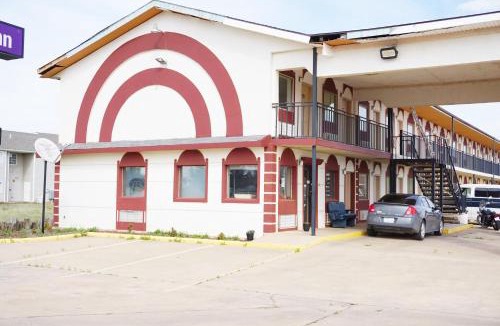 Altus Hotel | OYO Hotel Altus N Main St