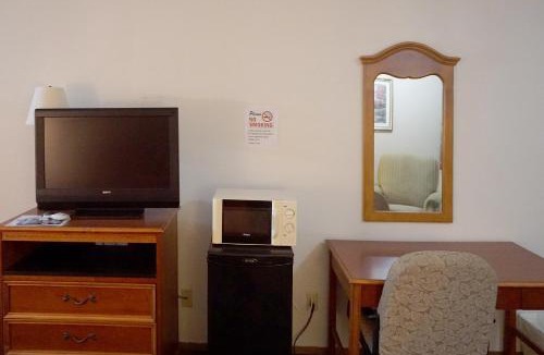 Altus Hotel | OYO Hotel Altus N Main St