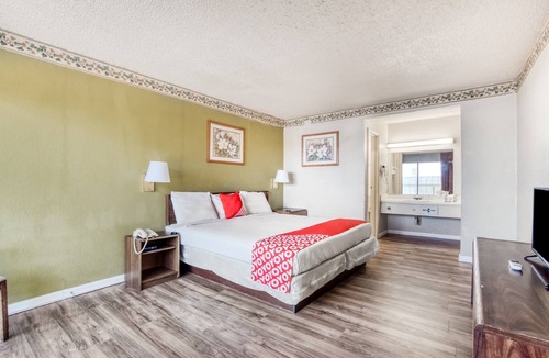 Brownwood Hotel | OYO Hotel Brownwood Hwy 67