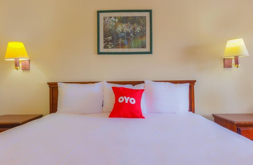 Central City Hotel | OYO Hotel Corpus Christi North / I-37