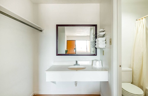 Groesbeck Hotel | OYO Hotel Groesbeck