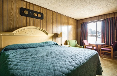 Holly Springs Hotel | OYO Hotel Holly Springs MS