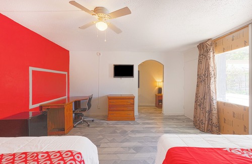 South Main Hotel | OYO Hotel Houston Tx Medical Center Nrg Stadium