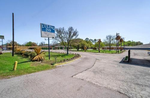 Luling Hotel | OYO Hotel Luling TX Downtown I-10/US-90