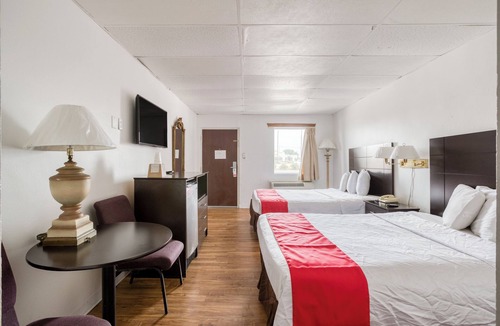 Lackland AFB Hotel | OYO Hotel San Antonio Lackland Air Force Base West