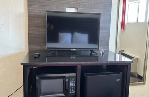 San Antonio Hotel | Oyo Hotel San Antonio Lackland AFB/Seaworld Hwy 90 W