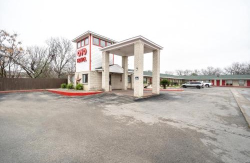 San Antonio Hotel | OYO Hotel San Antonio near AT&T Center