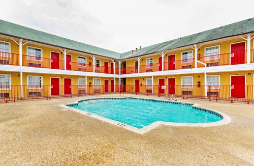 Lackland Terrace Hotel | OYO Hotel San Antonio Lackland Near Seaworld