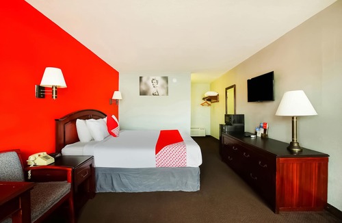 Texarkana Hotel | OYO Hotel Texarkana North Heights AR Hwy I-30