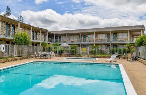 Tyler Hotel | OYO Hotel Tyler Lindale