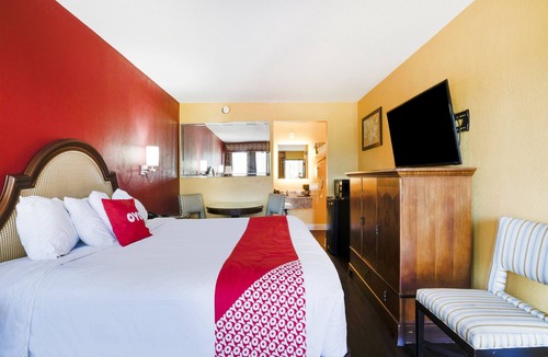Cape Fear Hotel | OYO Hotel Wade/Fayetteville I-95 South