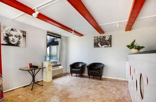 Wichita Falls Hotel | OYO Hotel Wichita Falls - Downtown