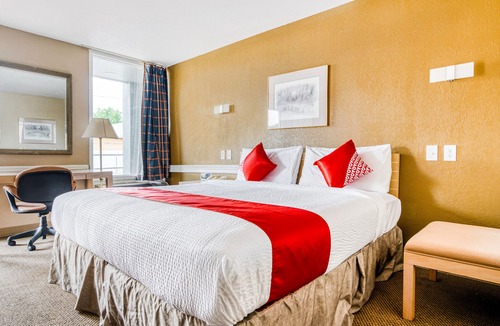 Wichita Falls Hotel | OYO Hotel Wichita Falls - Downtown