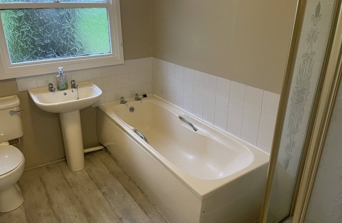 Ecclefechan Hotel | OYO Kirkconnel Hall Hotel