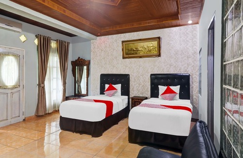 Bangko Hotel | OYO Life 113500 Hotel R Cantika Syariah