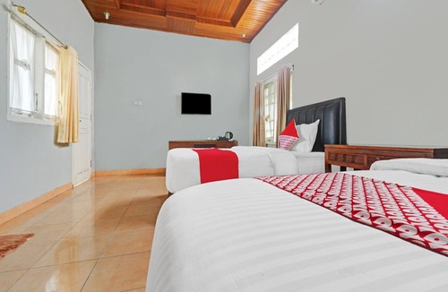 Bangko Hotel | OYO Life 113500 Hotel R Cantika Syariah