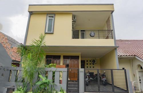 Jaka Setia Hotel | OYO Life 2216 Griya Jakasetia