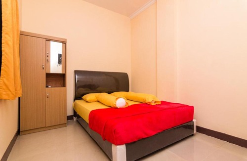 Lubuk Baja Hotel | OYO Life 2774 Nepenthes Homestay