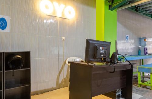 Old Jakarta Hotel | OYO Life 3284 Pademangan 3 Residence