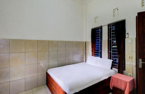 Negara Hotel | OYO Life 92841 Kos 88