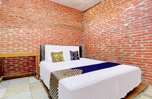 Kalasan Hotel | OYO Life 93010 Omah Bareng Syariah Sambisari