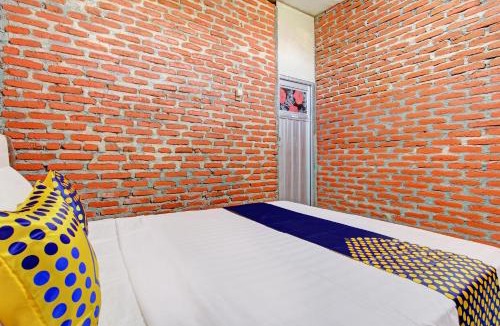 Kalasan Hotel | OYO Life 93010 Omah Bareng Syariah Sambisari