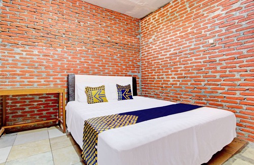 Kalasan Hotel | OYO Life 93010 Omah Bareng Syariah Sambisari