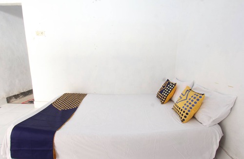 Tanjung Hotel | OYO Life 93153 Kos Jenggala
