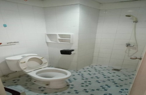Jakarta Hotel | OYO Life 93383 Wisma Kencana Puteri