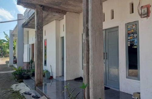 Jember Hotel | OYO Life 93786 Kost Alamku Syariah