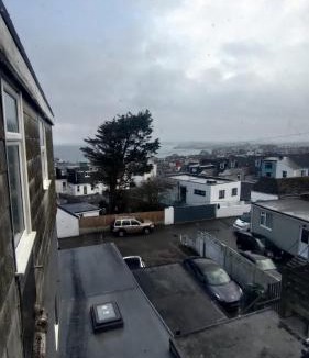 Newquay Cabin | OYO Shore Surf Lodge