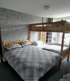 Newquay Cabin | OYO Shore Surf Lodge