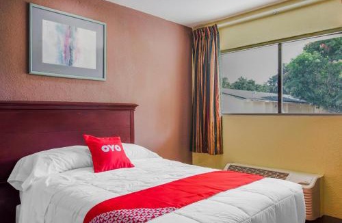 Bartow Hotel | OYO Superior Budget Inn Bartow