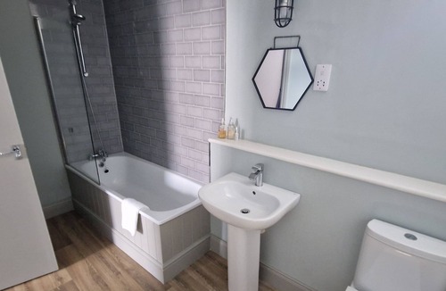 Hexham Hotel | OYO The Victorian Cap