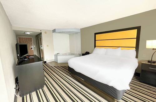 Tougaloo Hotel | OYO Townhouse Jackson/Ridgeland