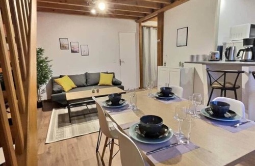 Miroir - Batignolles Apartment | Oyon Duplex: Vast Duplex 6p, quiet, station,