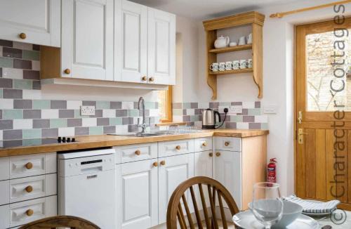 Bourton House | Oyster Barn