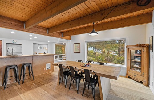 West Hills House | Oyster Bay Waterfront 3Bd - 2Bth