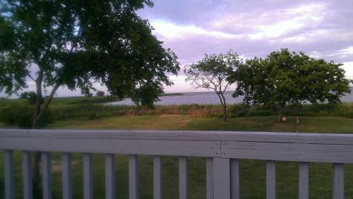 Cape Charles House | Oyster Cottage in Historic Fishing Village